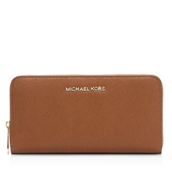 Michael Kors Jet Set Wallet - Picture 1 of 7
